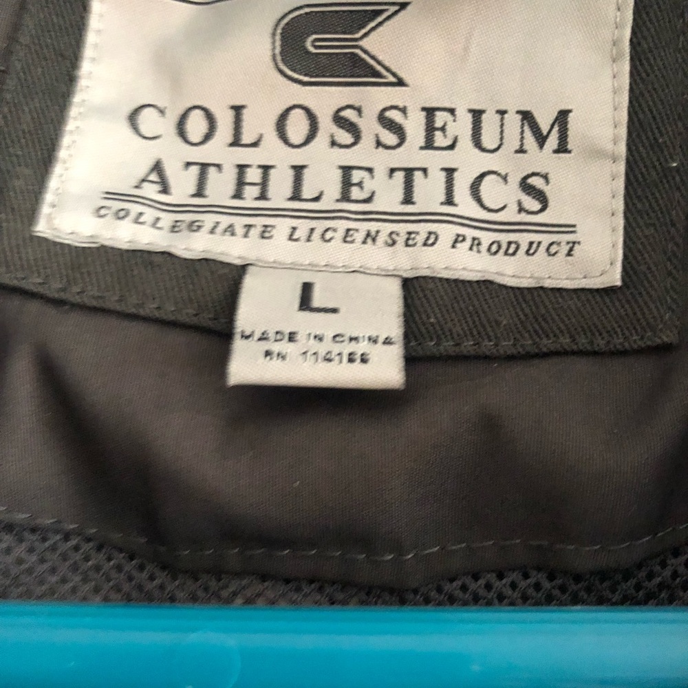 Unc Pull Over - image 5